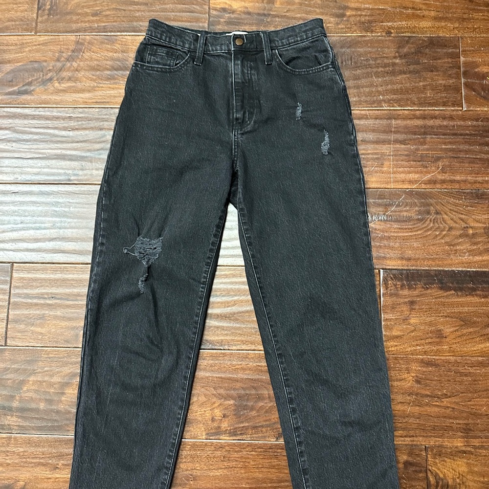 Universal Thread Women’s Black Jeans Size 4/27